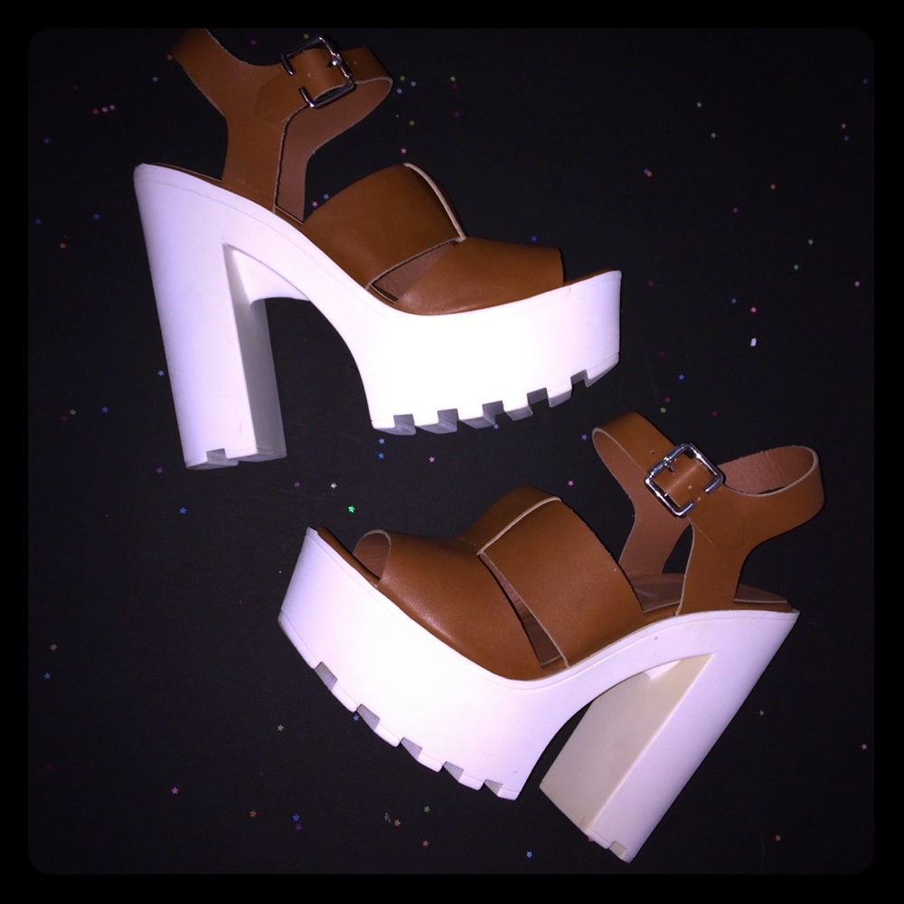 💋 Wild Diva wedges 💋